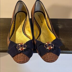 Adorable jcrew embellished flats size 8
